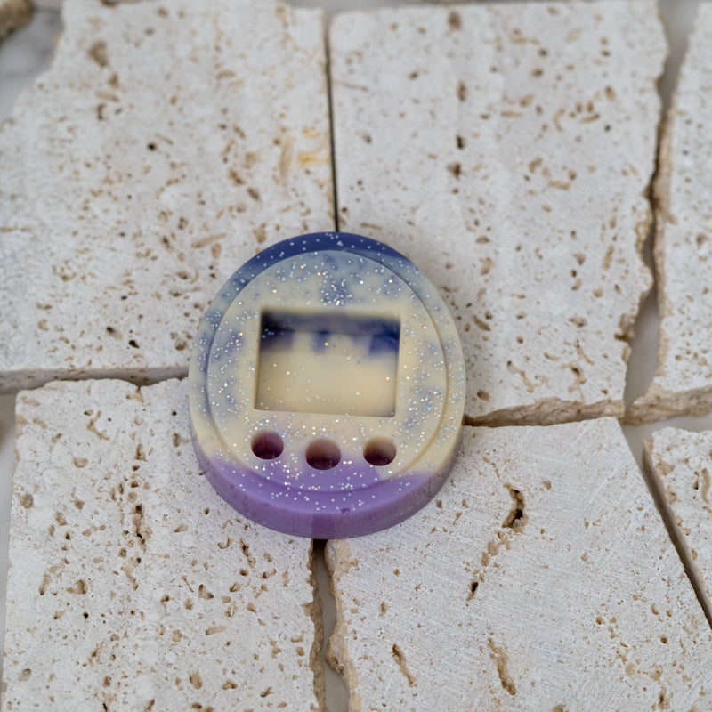 #04 Tamagotchi - Fur & teeth