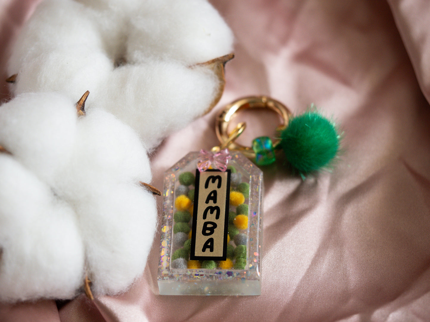 #04 Khaki (Pomamori)